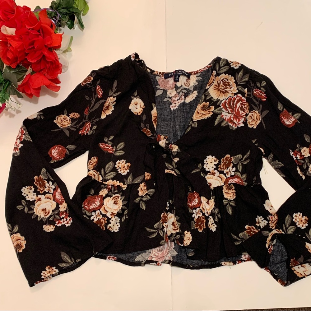 One Clothing long sleeve crop Top size S